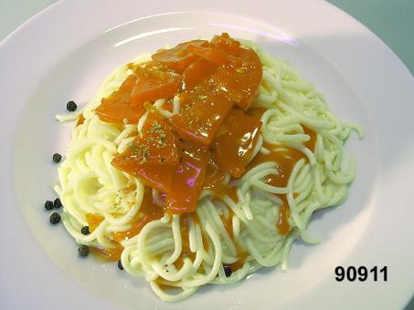 Spaghetti m. Tomatensauce (zusammenhängende Einheit) 